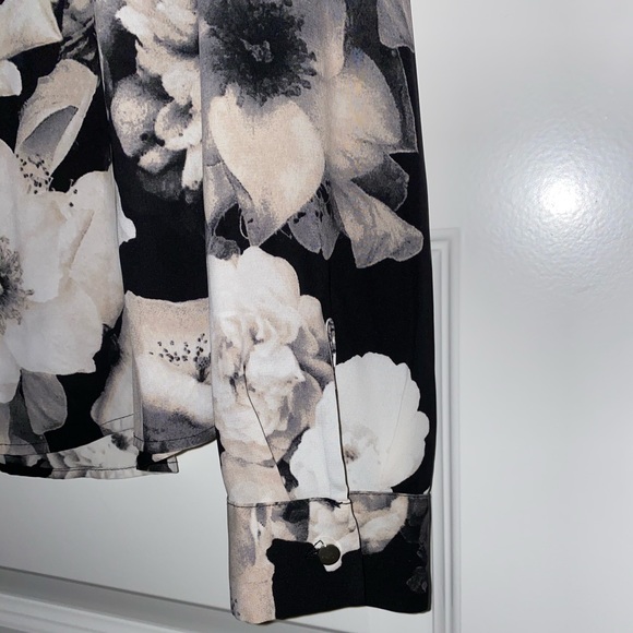 CALVIN KLEIN button down blouse - Picture 4 of 5